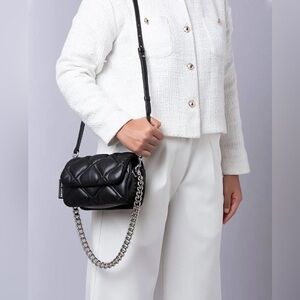 Marc Jacobs Quilted Smooth Leather Shoulder Crossbody Bag Black